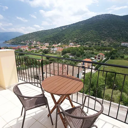 Villa Gabriel Houses